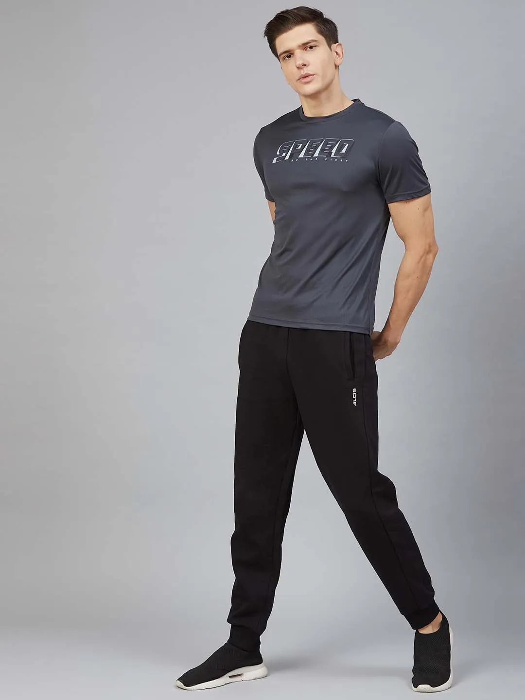 Alcis Men Black Solid Joggers