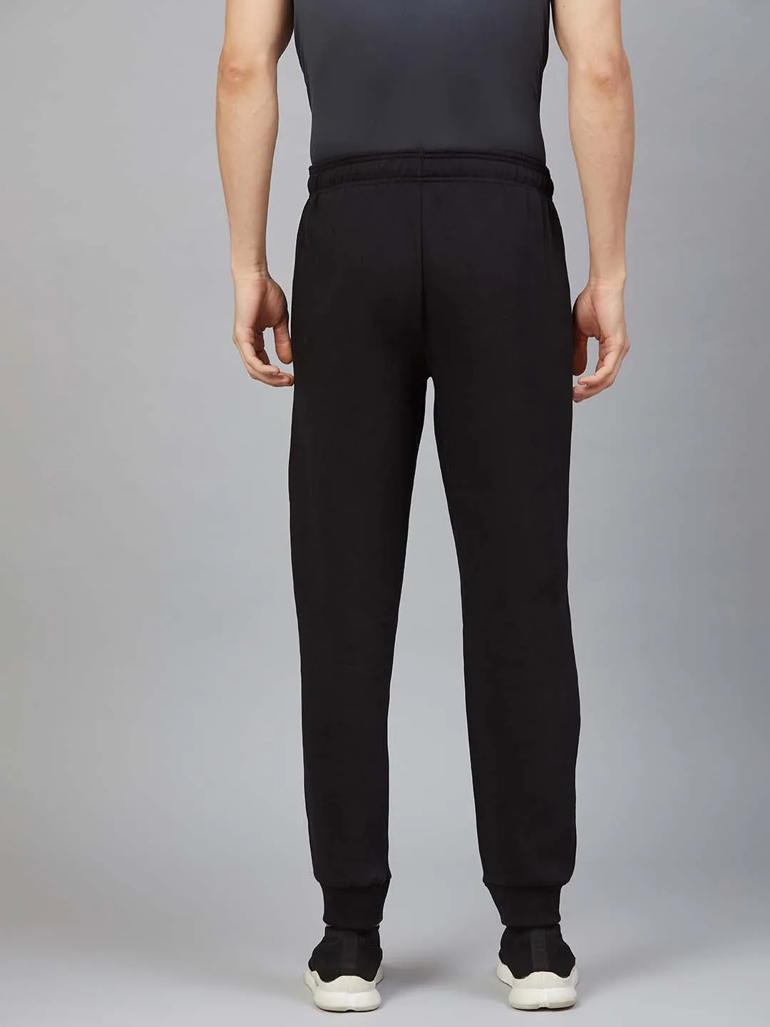 Alcis Men Black Solid Joggers