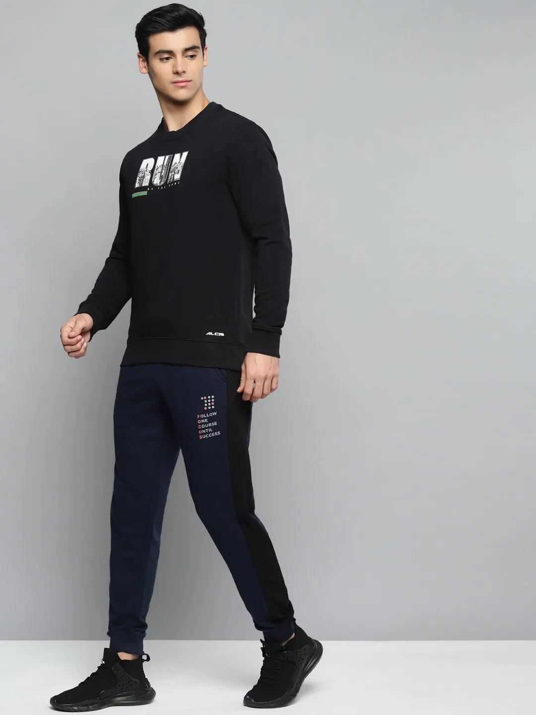 Alcis Men Navy Blue Solid Slim Fit Joggers with Printed Detail