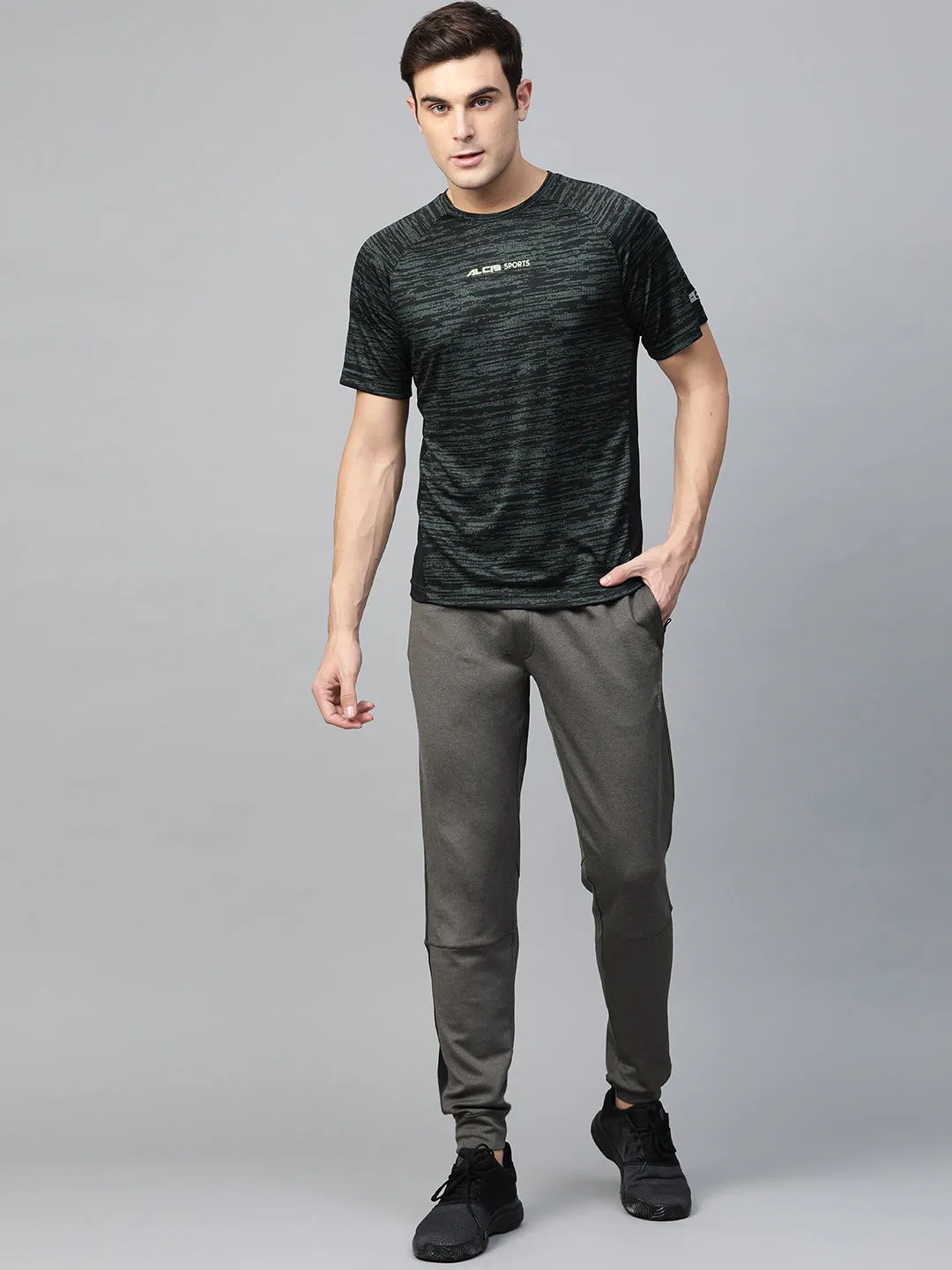 Alcis Men Olive Green Solid Joggers