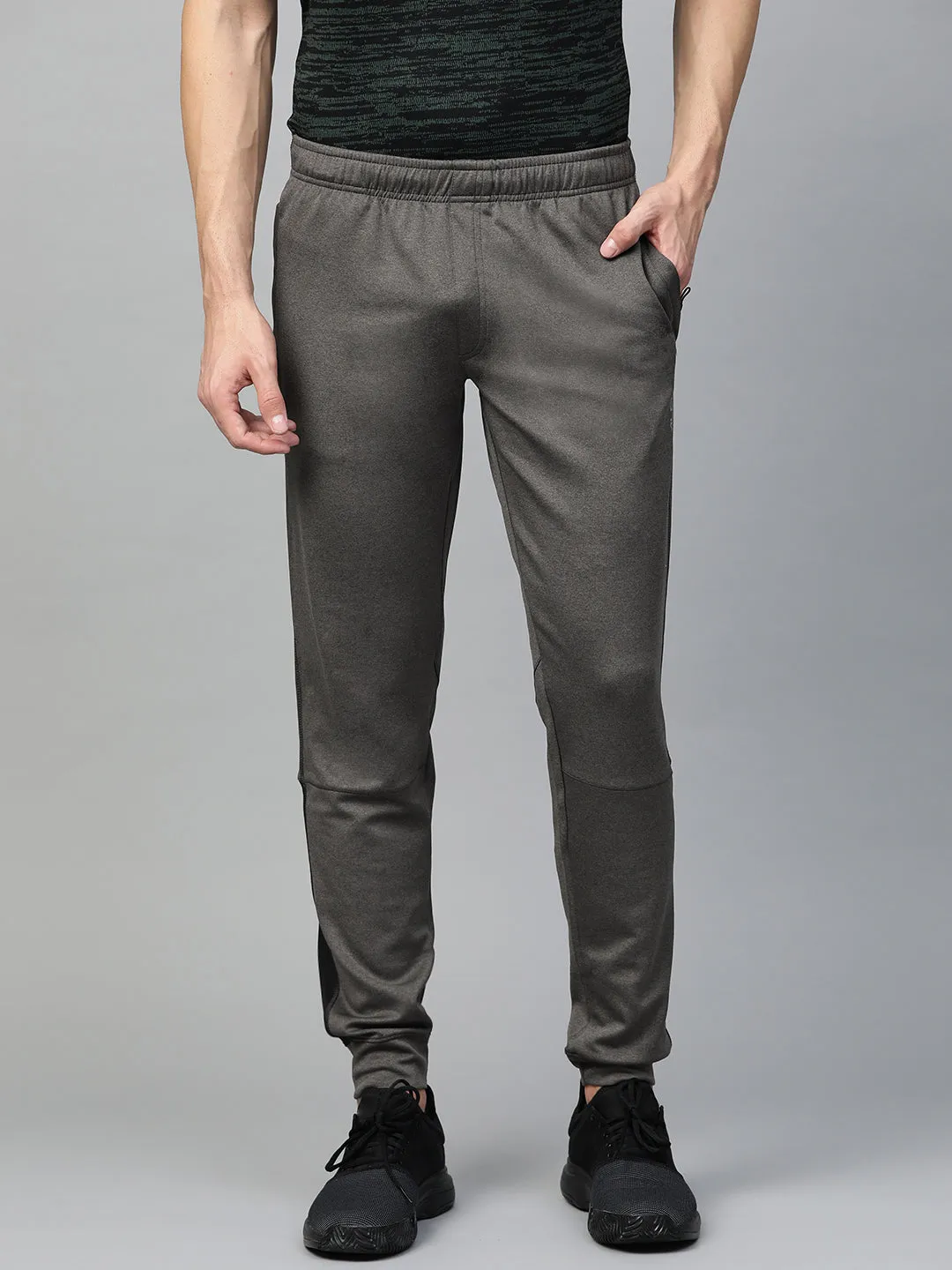 Alcis Men Olive Green Solid Joggers