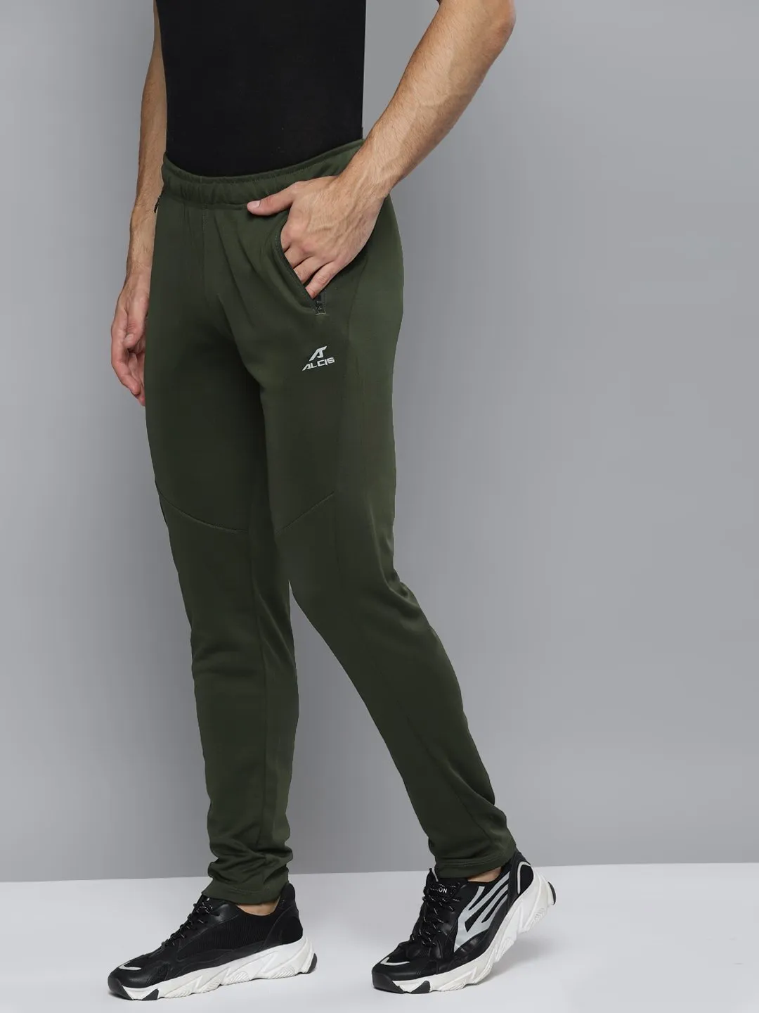 Alcis Men Solid Green Track Pant