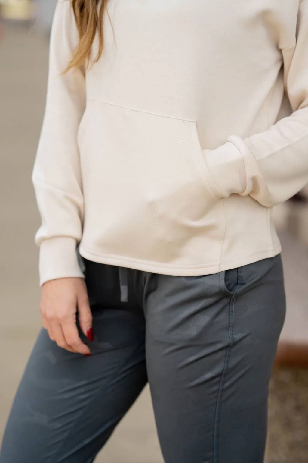 Basic Quarter Zip Pullover Sweatshirt