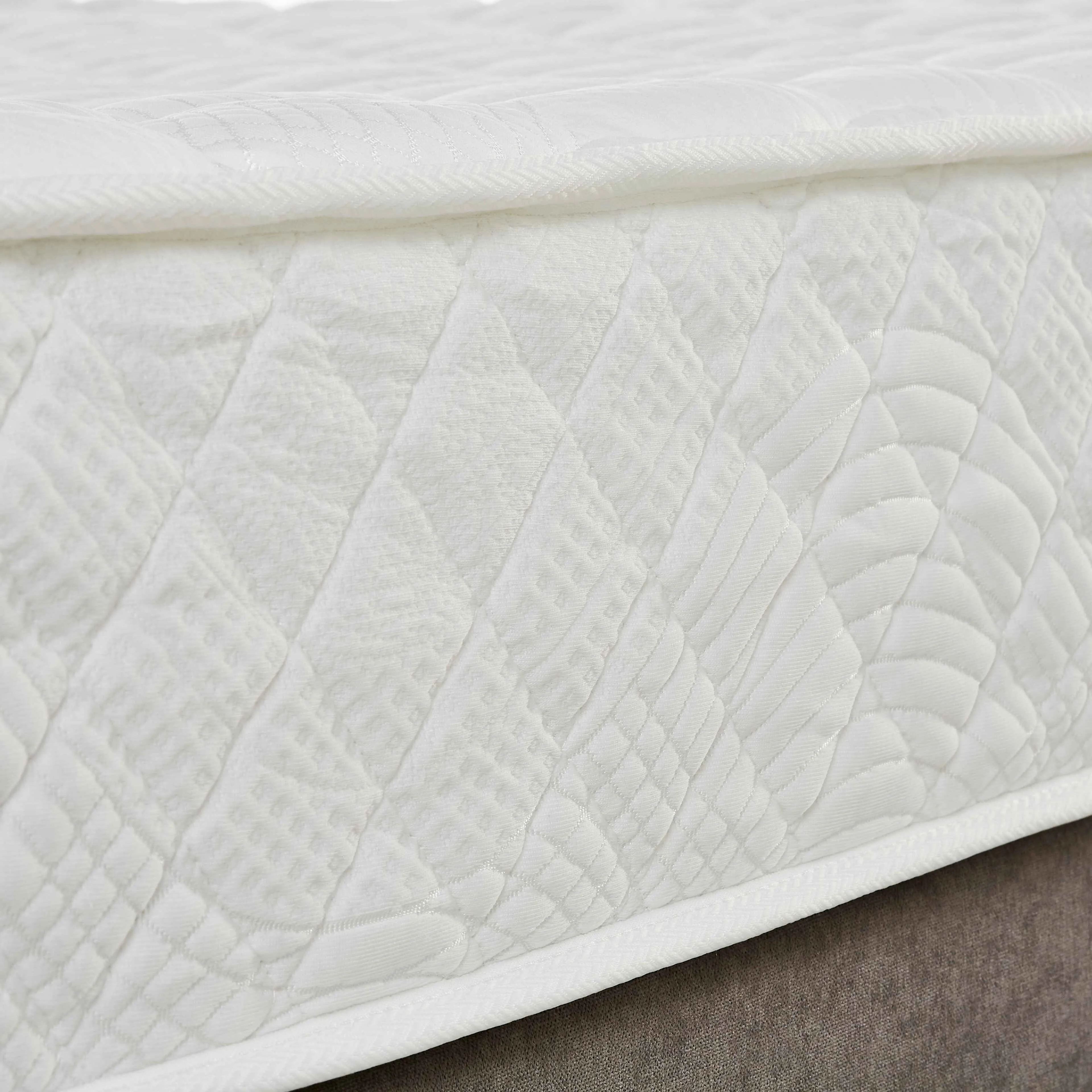 Basics Hybrid King Single Mattress