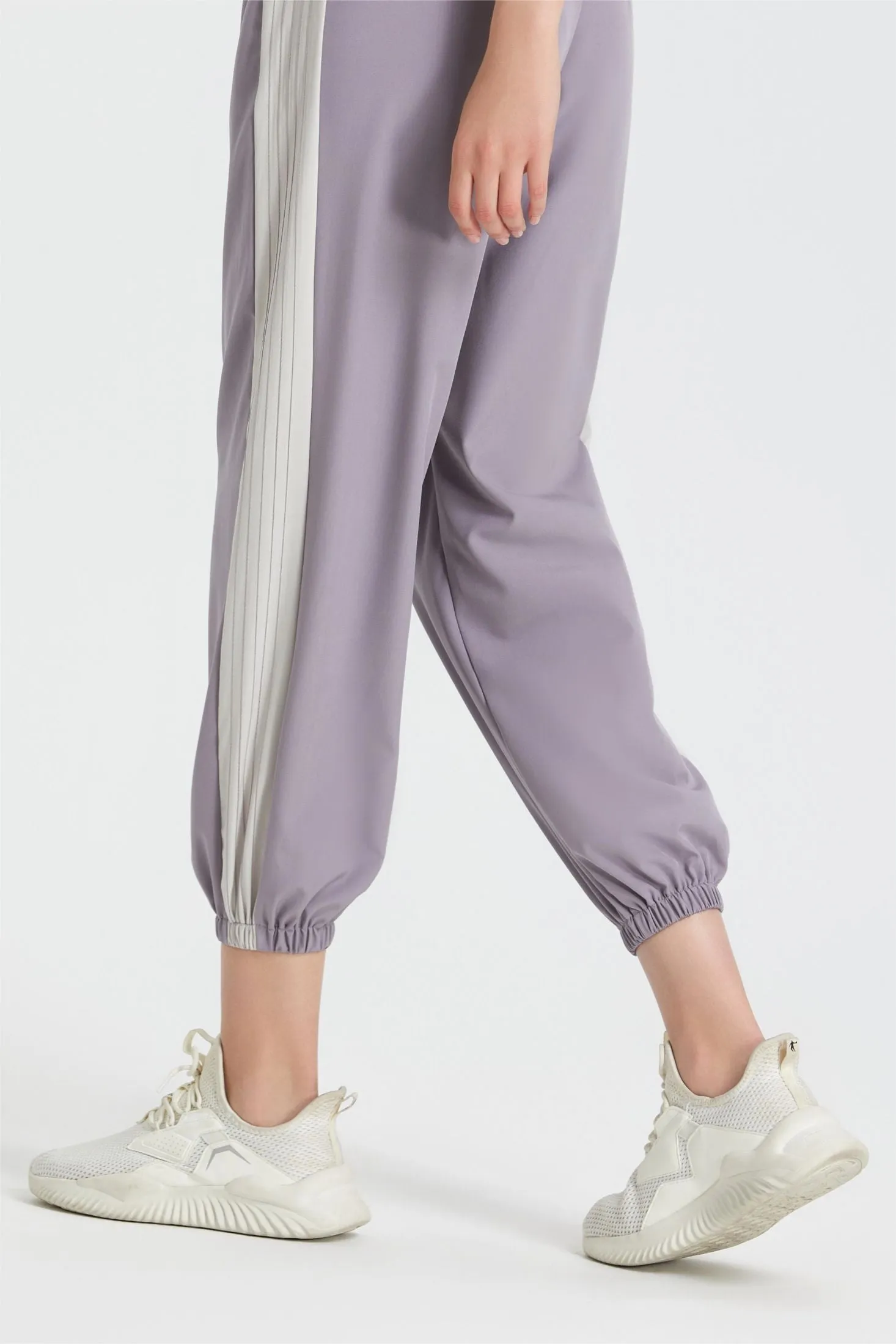 Color-Blocking Jogger Tapered Pants