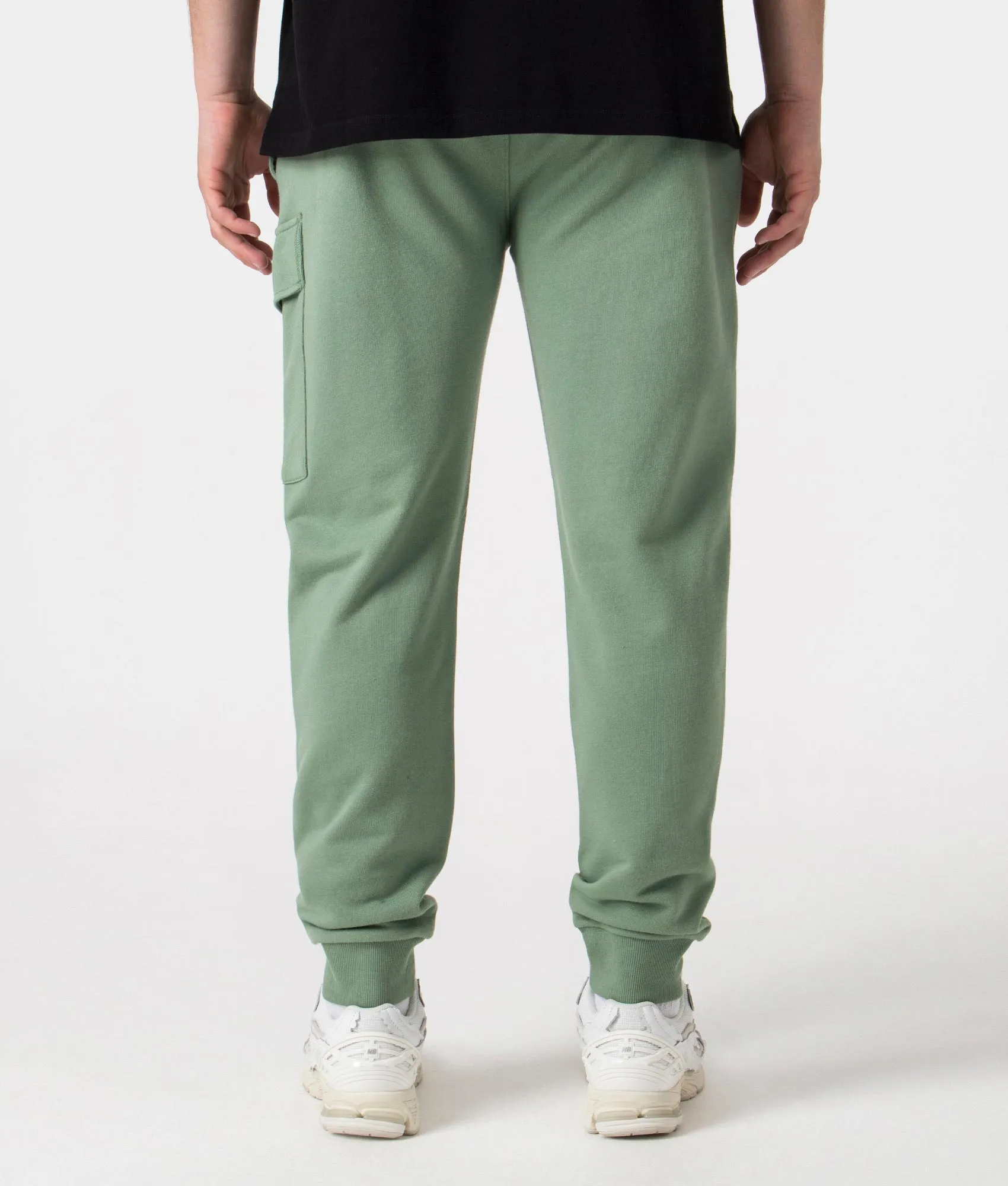 Diagonal Raised Fleece Cargo Joggers