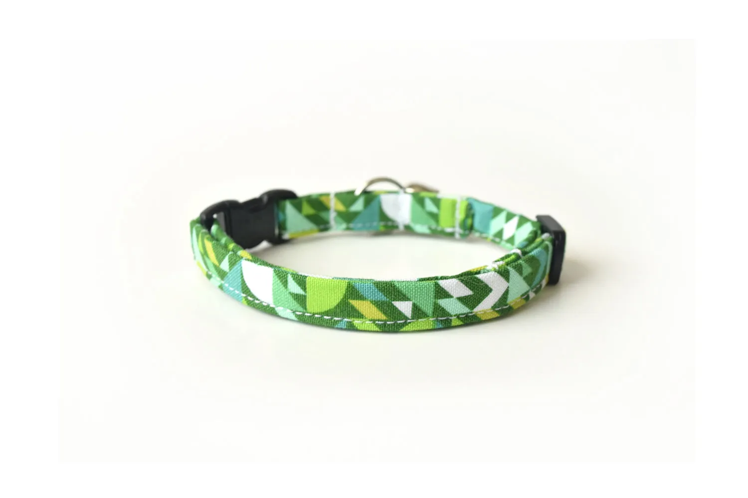 Green Geometric Shapes Cat Collar