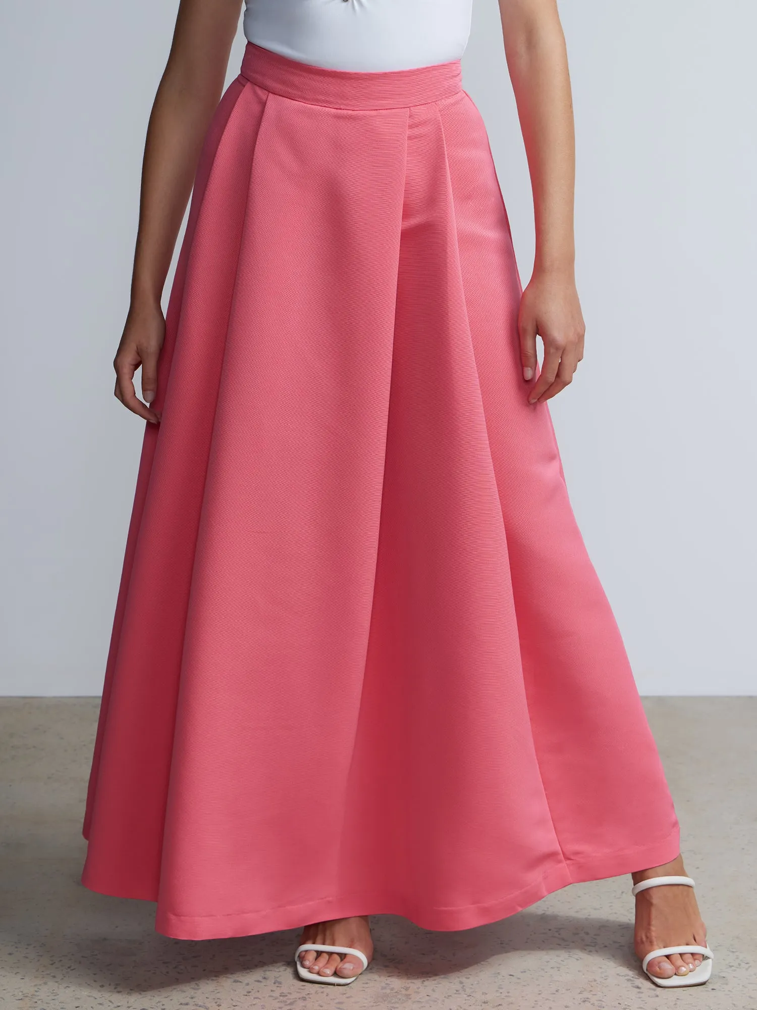 High Rise Pleated Maxi Skirt