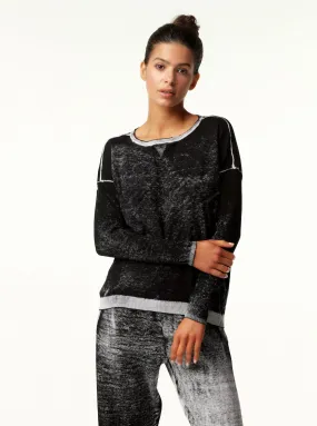 Huntress Boyfriend Sweater - Black