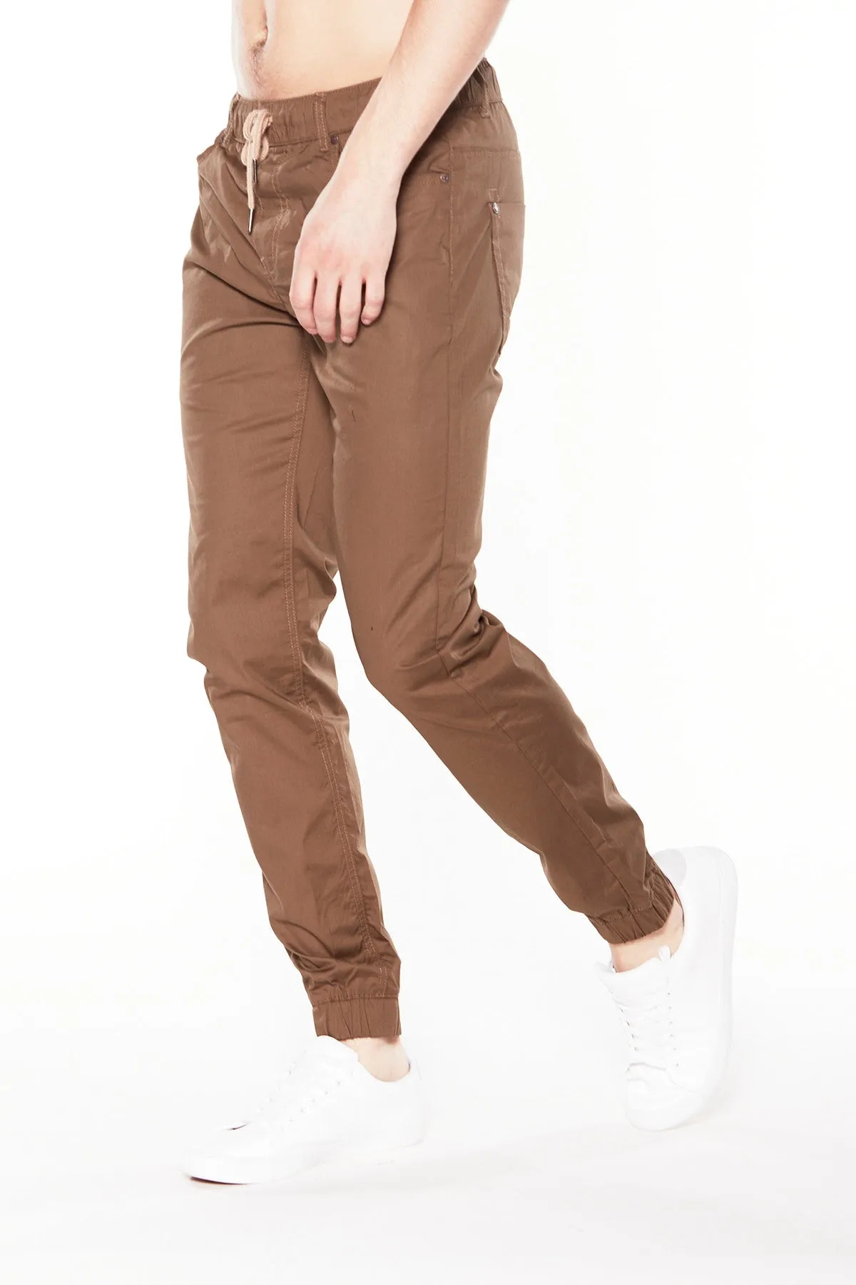 JAGGER - 5 Pocket Twill Classic Jogger - Tobacco