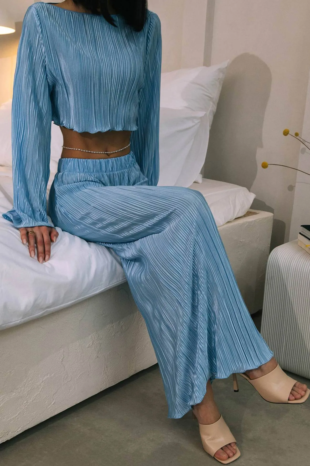 Joskaa Pleated Flares Sleeve Crop Top Midi Skirt Suits