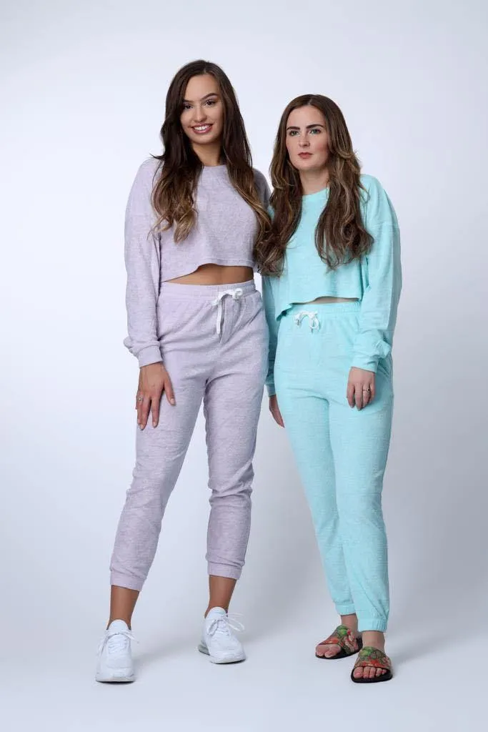 Just Chillin' Cropped Towelling Towelling Joggers in Mint