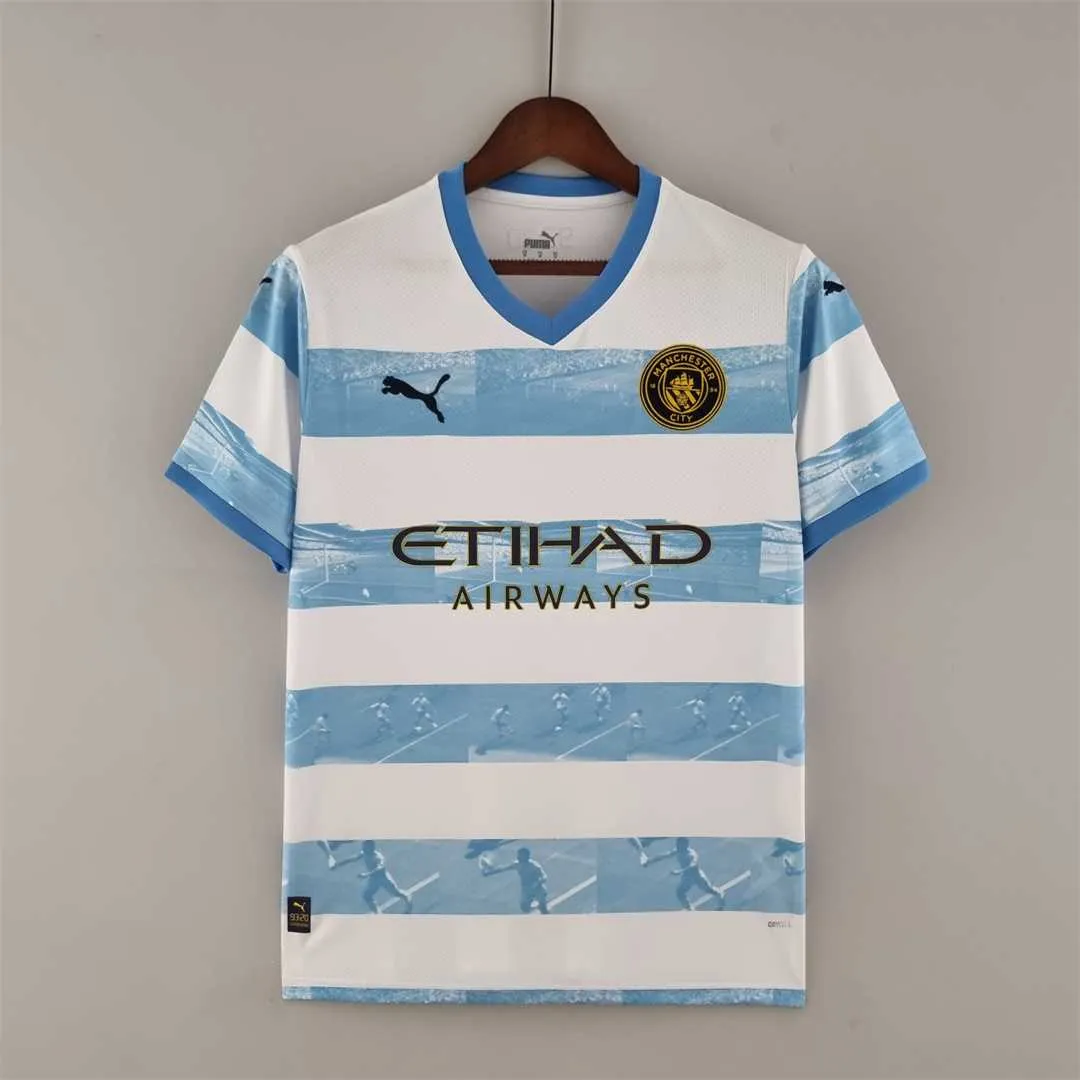 Manchester City special shirt Aguero