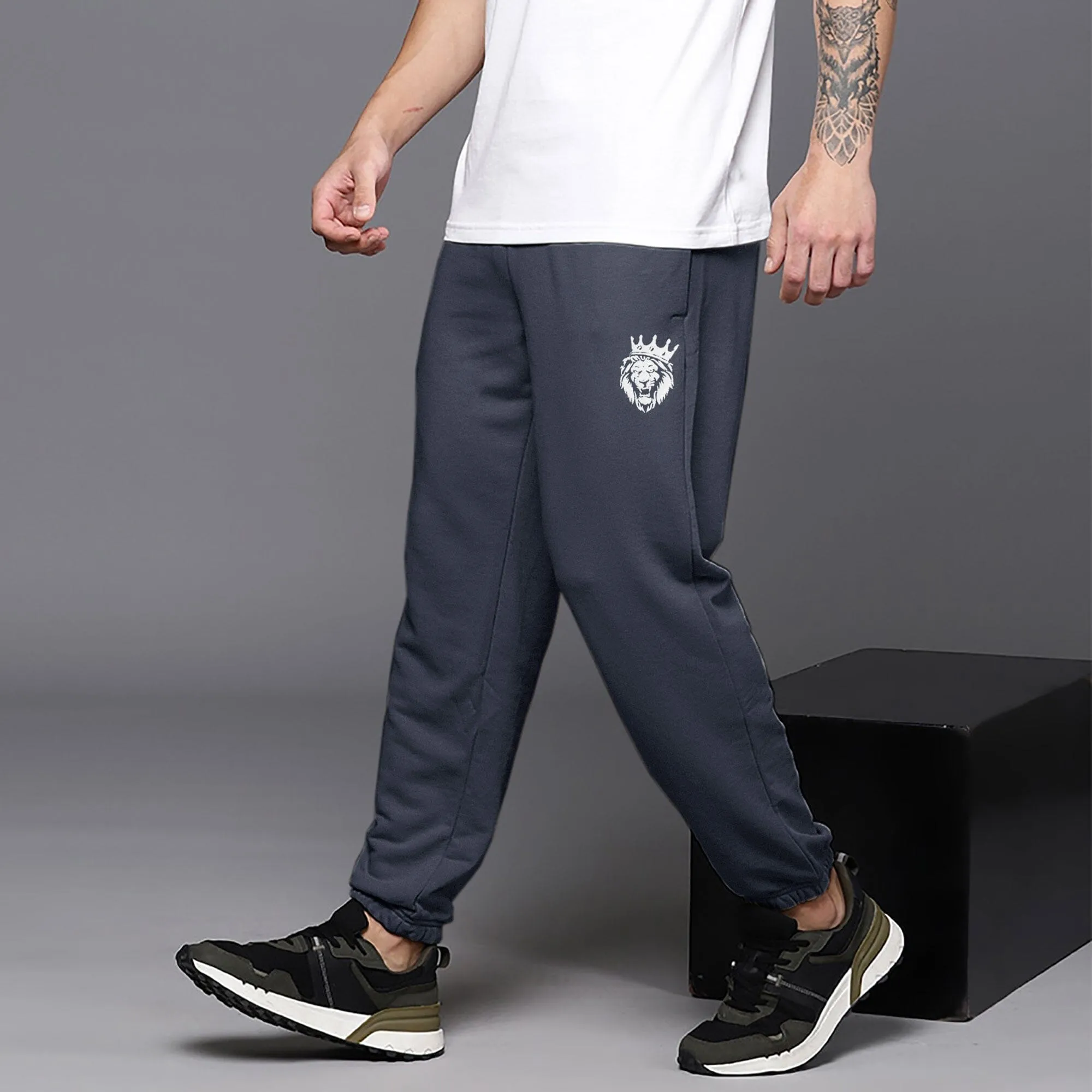 MAX 21 Men's Tiger Embroidered Fleece Joggers Pants