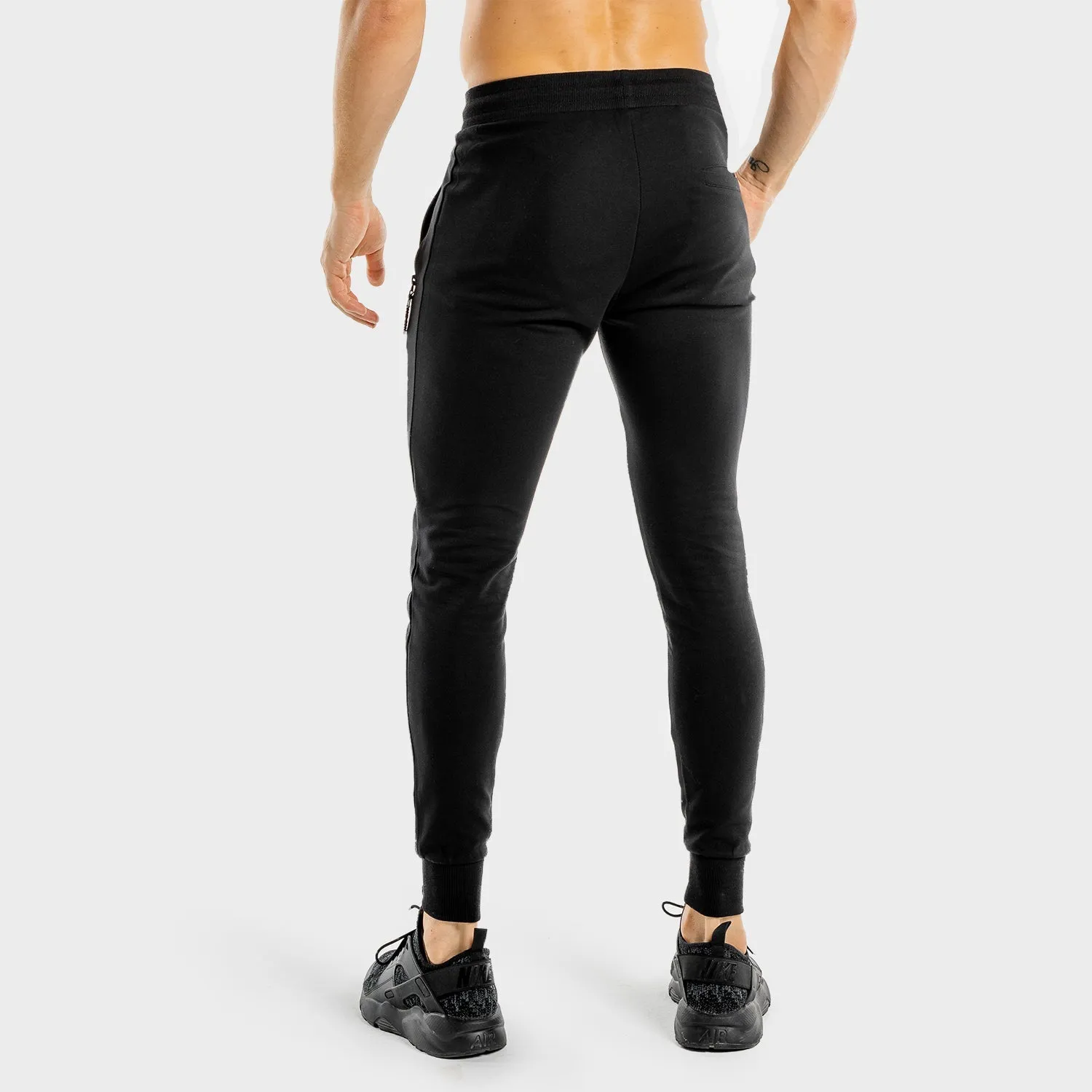 Statement Classic Joggers- Black