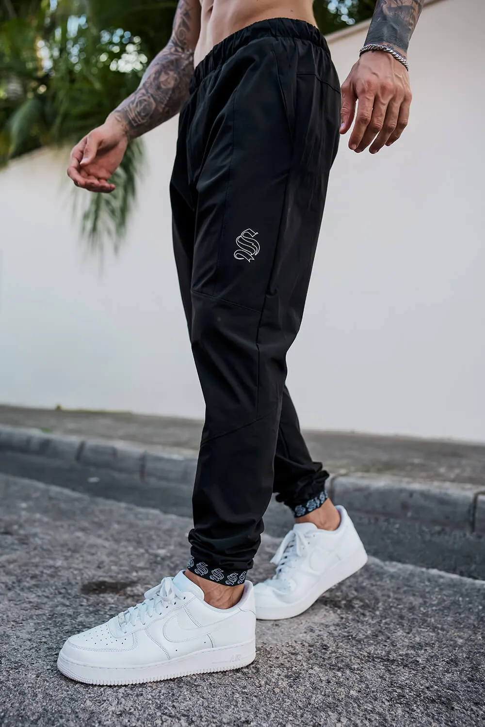 Venom Tech Joggers - Black